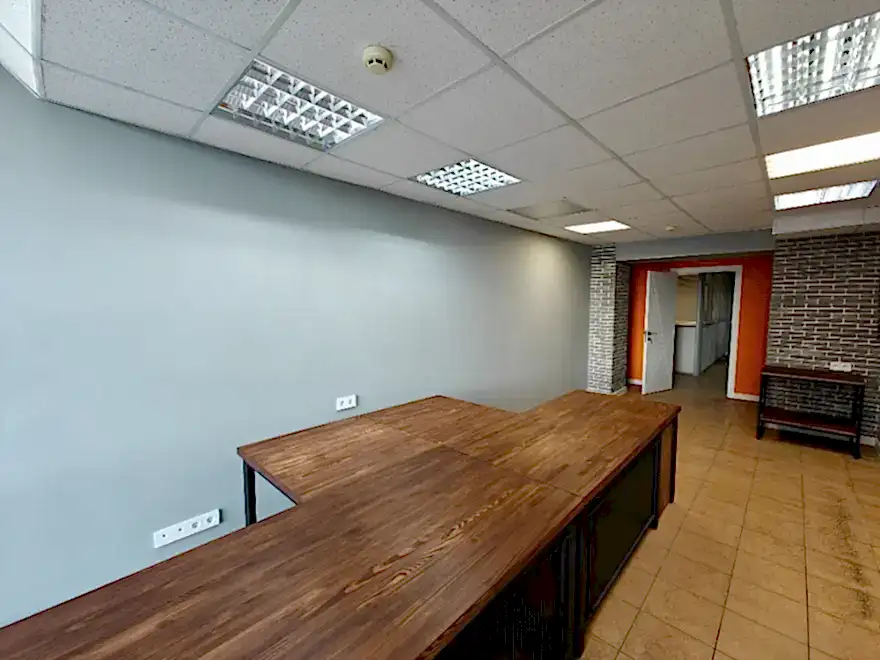 Дизайнерский ремонт офиса